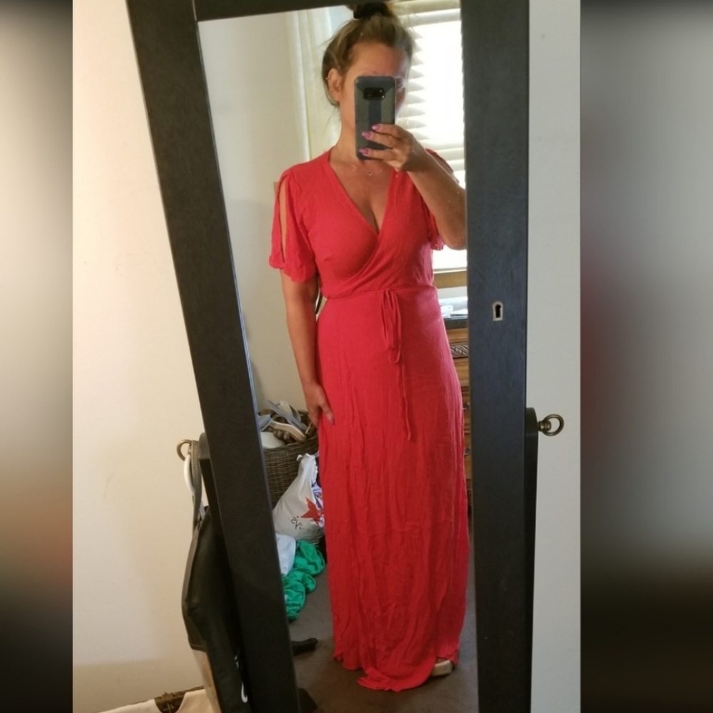 Lulu's much obliged maxi dress PETITE LENGTH